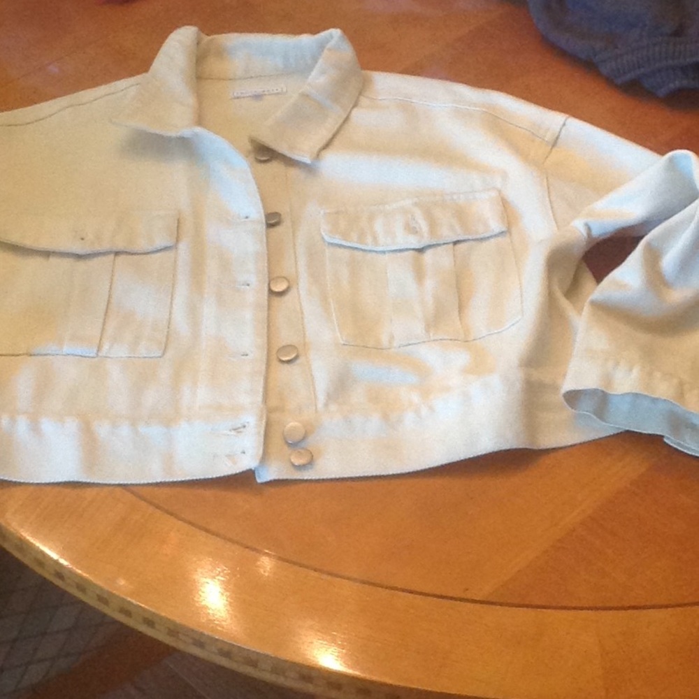 Jean jacket - Picture 2 of 6